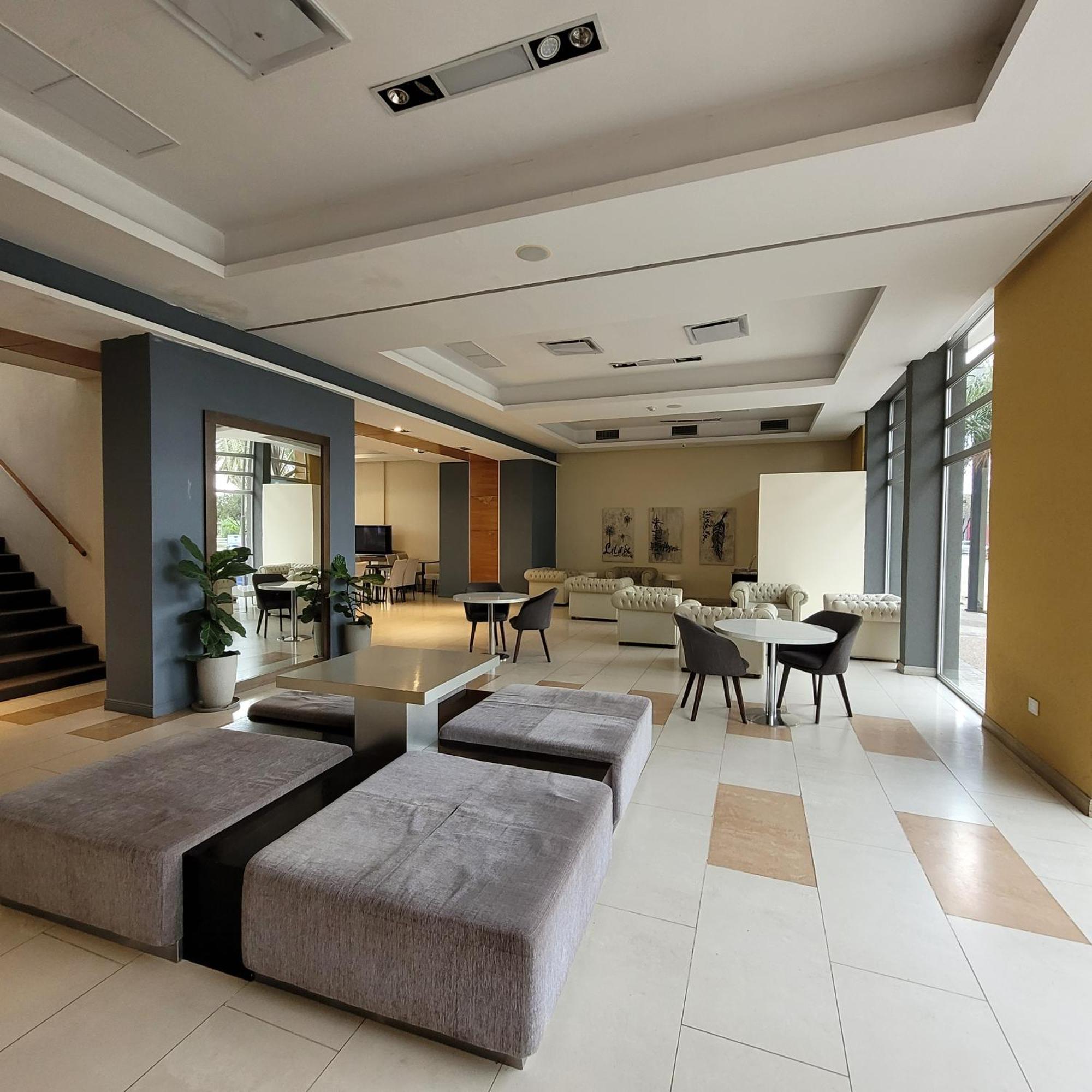 Hotel Plaza Colon  Exterior photo