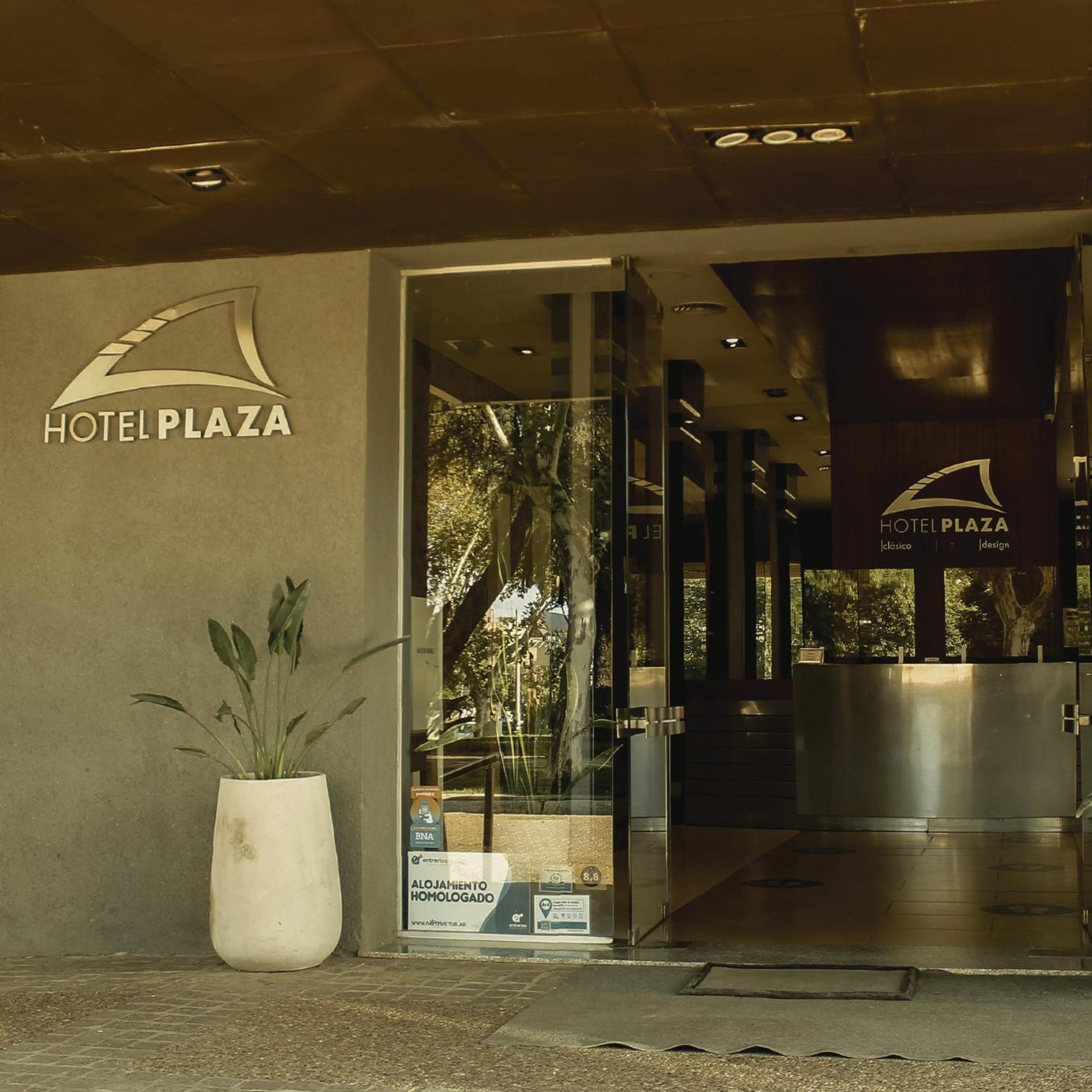 Hotel Plaza Colon  Exterior photo